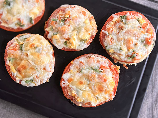 Baked Tomatoes with Cheese
