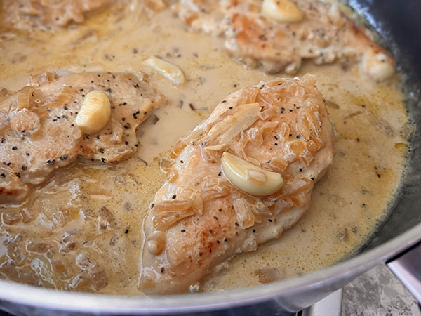 Chicken with Coconut Cream Sauce