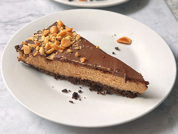 Easy Peanut Butter Cake Recipe