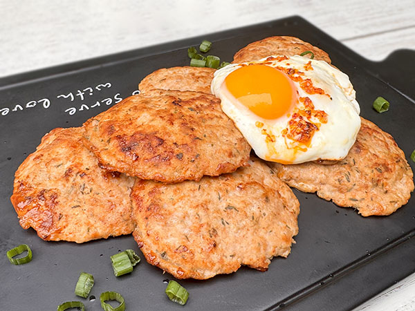 Homemade Pork Breakfast Sausage (Easy Recipe)