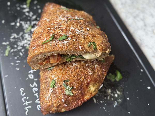 Hot Turkey Pockets with Spinach and Cheese (Low Carb)