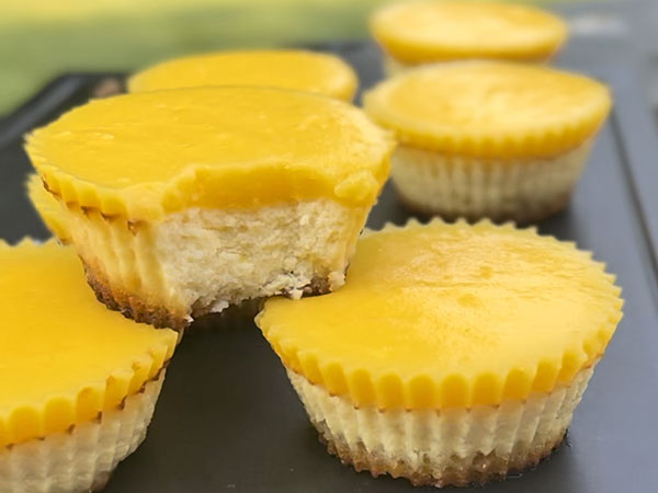 Lemon Ricotta Bites with Mango Topping