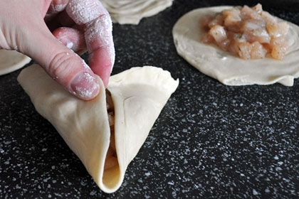 Слоеная Самса с Курицей пошаговое фото 12