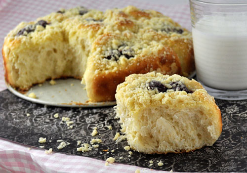 Cherry Buns with Crumb Topping