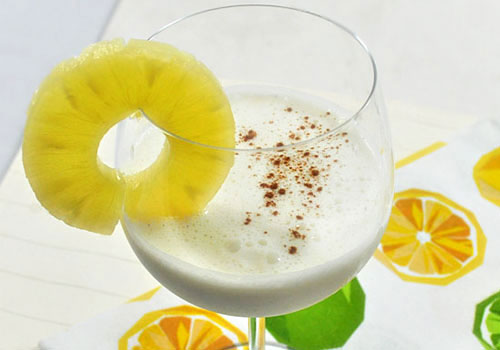Easy Pineapple Milkshake