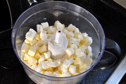 Pie Crust with Cream Cheese photo instruction 1