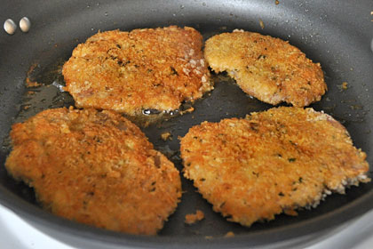 Pork Schnitzel with Sour Cream Sauce photo instruction 5 Pork Schnitzel with Sour Cream Sauce photo instruction 5