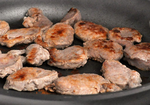 Pork with Mushrooms and Leeks photo instruction 1