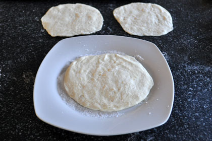 Треугольники из Рикотты пошаговое фото 4