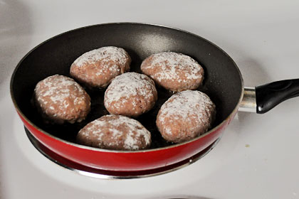 Russian Meat Patties (Kotlety) photo instruction 3