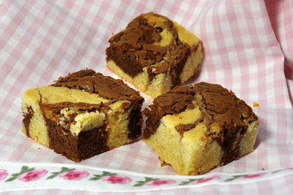 White and Milk Chocolate Brownies photo instruction 6