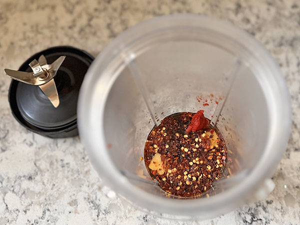 Korean chicken spicy sauce ingredients in a blender.